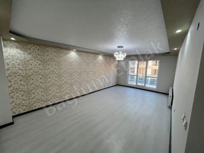 OKUL CAD. 1 SOKAK MESAFEDE İÇİ YAPILI FIRSAT DAİRE