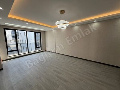BAĞLUM EMLAK'TAN MERKEZİ KONUMDA LÜX YAPILI KAT SEÇENEKLERİ BULUNAN SIFIR DAİRE — fotoğraf 2