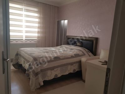 BADEMLİK CAD. 2 DAKİKA YÜRÜME MESAFESİNDE İÇİ YAPILI FIRSAT DAİRE — fotoğraf 5