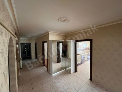 KAFKASLAR'DA BULAVARA 200M MESAFEDE İÇİ YAPILI GENİŞ DAİRE — fotoğraf 17