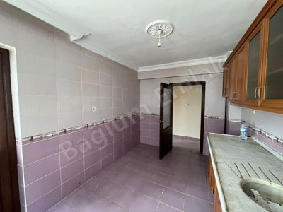 BOTANİK PARK KARŞISINDA ASANSÖRLÜ GENİŞ KİRALIK DAİRE — fotoğraf 12