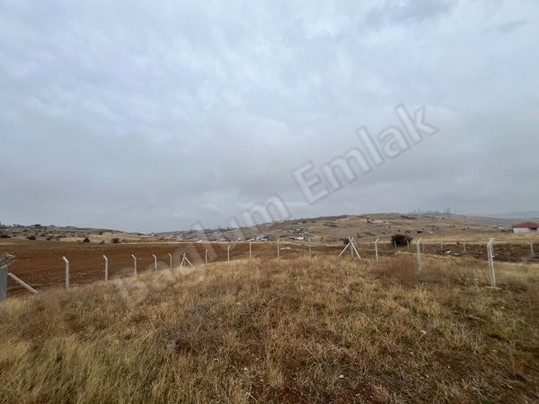 BAHÇELİK ARSA RADAR CADDESİNE CEPHE
