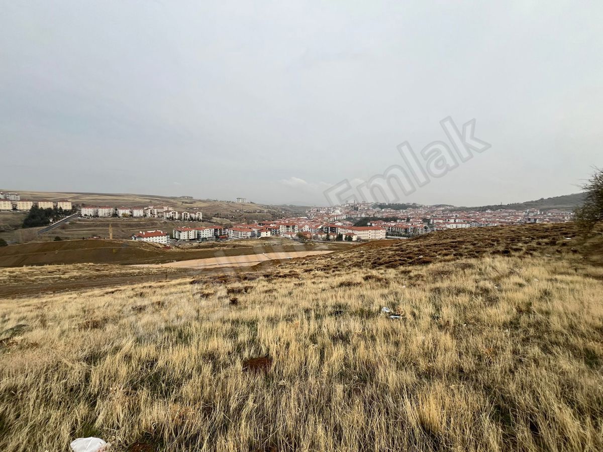 BAĞLUM MERKEZ'DE 50 METRELİK YOLA CEPHE 2 DAİRE GETİRİSİ OLAN YÜKSEK KAT SİTE ARSASI