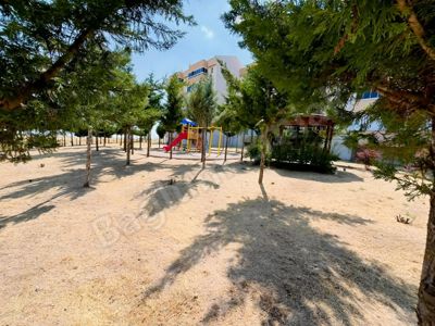EMEK GİRİŞİM SİTESİNDE 1.KATTA TERAS BALKONLU MASRAFSIZ DAİRE — fotoğraf 3