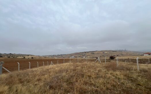 BAHÇELİK ARSA RADAR CADDESİNE CEPHE