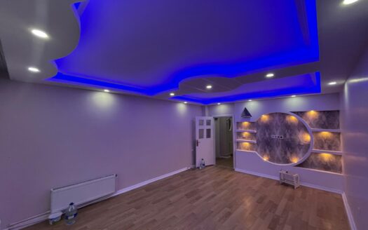 BAĞLUM BULVAR ÜZERİ 1.KAT İÇİ YAPILI DAİRE