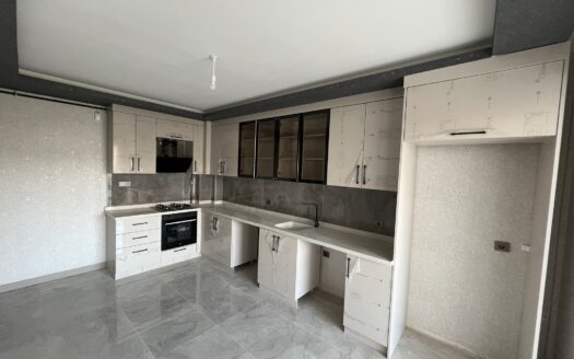 BAĞLUM EMLAKTAN KARŞIYAKA MAHALLESİNDE CADDEYE 50MT MESAFE’DE SIFIR BİNA KAT SEÇENEKLERİ MEVCUT